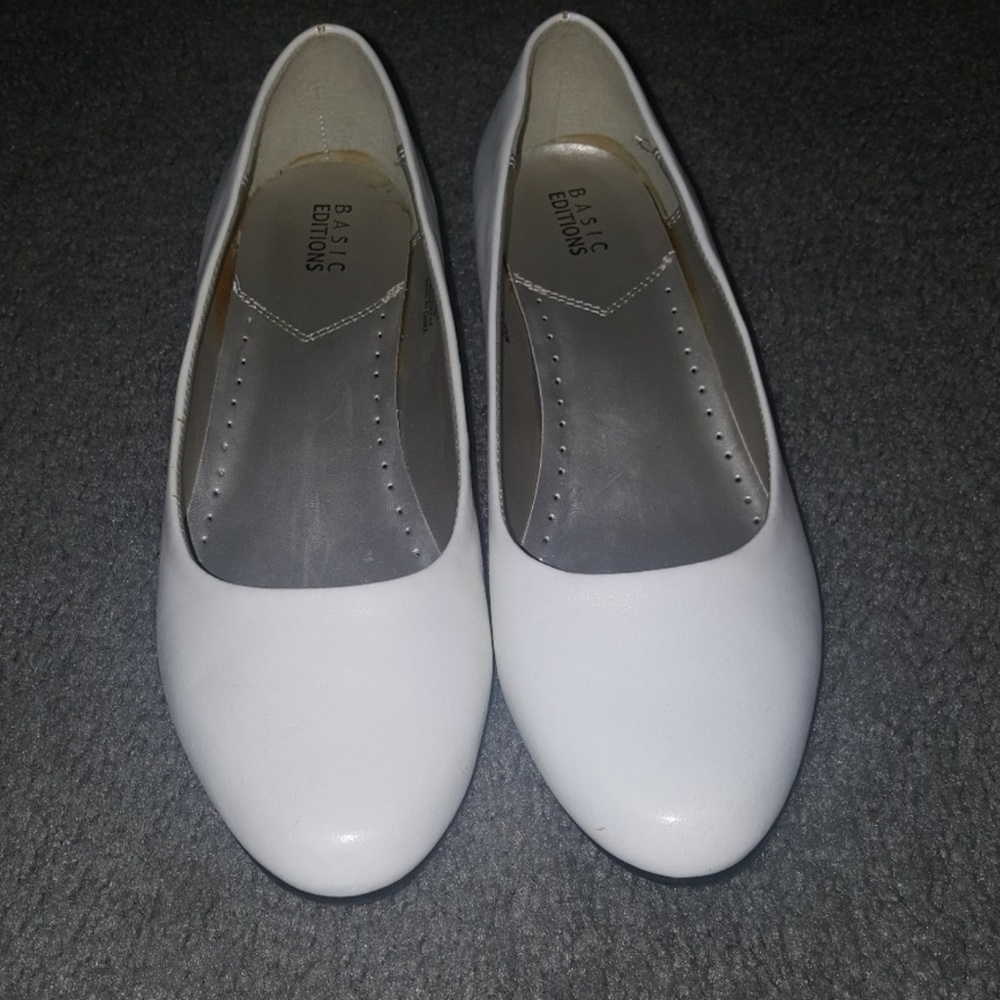 New 8.5W Heels
